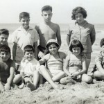 "By the sea - nine kids" by anyjazz65 on Flickr (CC BY-NC) "By the sea - nine kids" by anyjazz65 on Flickr (CC BY-NC)