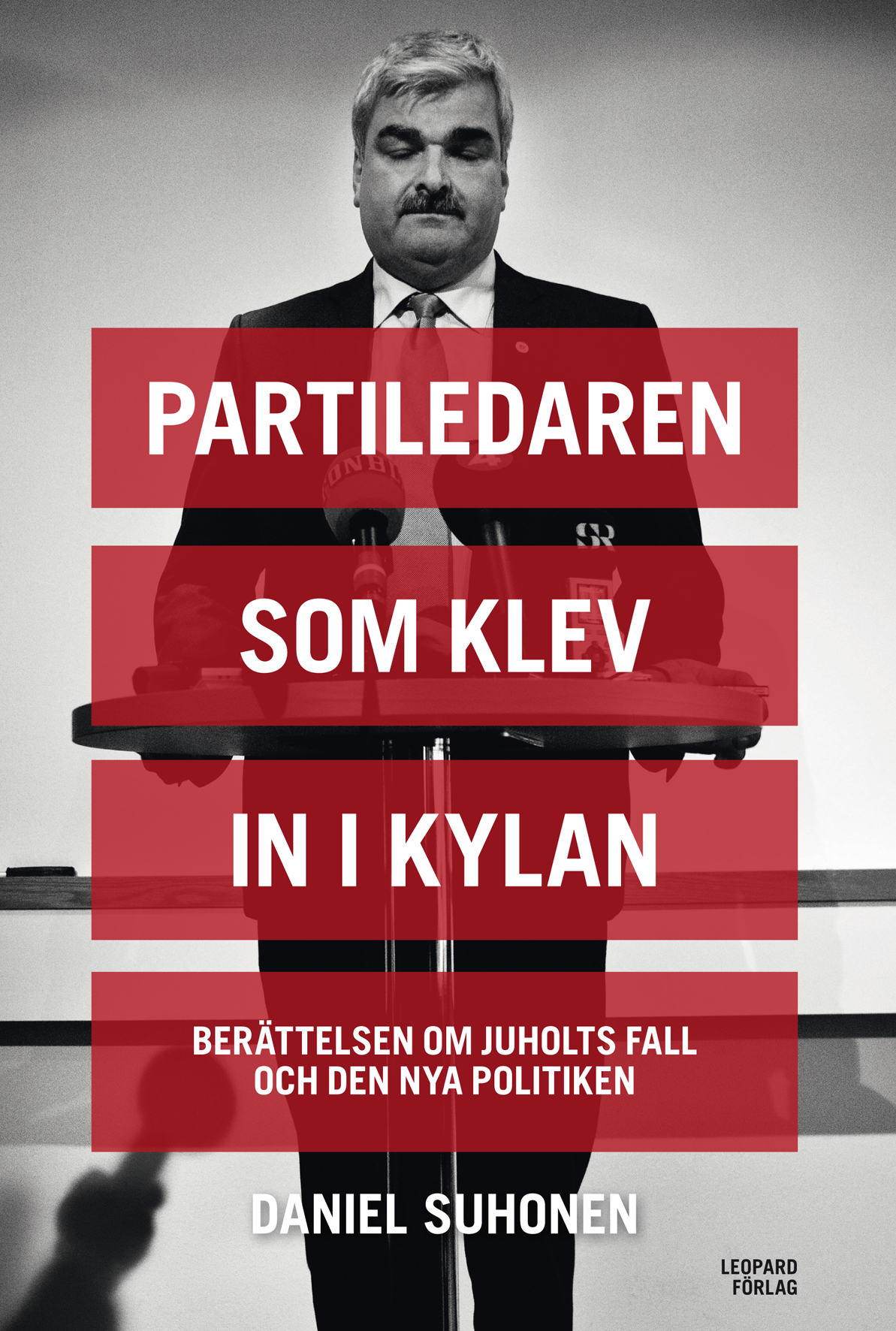  SUHONEN, Daniel, Partiledaren som klev in i kylan: berättelsen om Juholts fall och den nya politiken [Il leader di partito che fu messo al bando: il racconto della caduta di Juholt e la nuova politica], Stockholm, Leopard, 2014, 544 pp.
