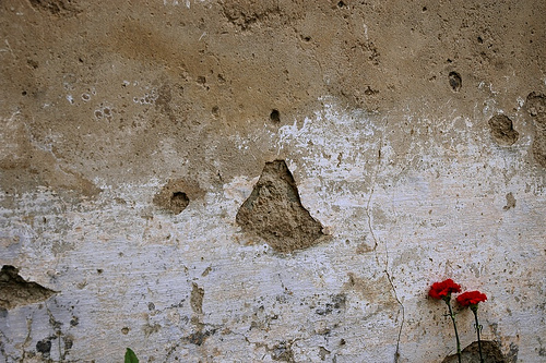 "Cimitero Casaglia" by lorenzo_(at)pix on Flickr (CC) 135253290_71eb075513