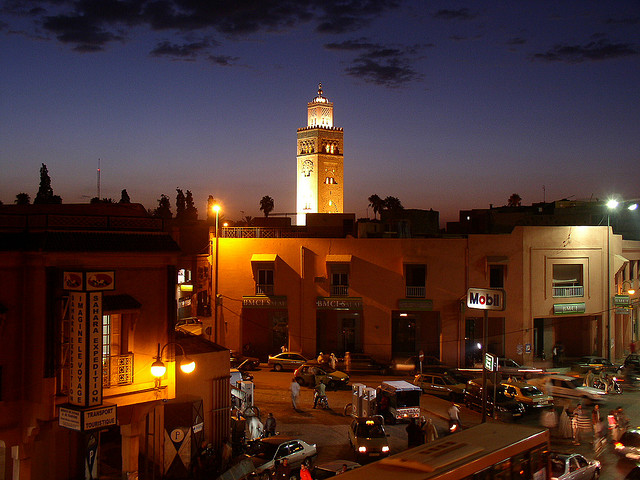 "Marrakech by night" by KaliFire (Maroc) on Flickr (CC BY-NC-SA 2.0)