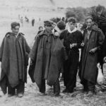 "La guerre civile espagnole : miliciens espagnols réfugiés à Hendaye" by Agence de presse Meurisse via Wikimedia Commons (Public Domain)