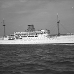 La motonave passeggeri "Esperia" già "Ausonia" in navigazione. 1949