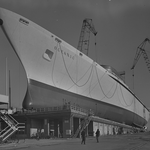 La turbonave passeggeri "Oceanic" sullo scalo pronta al varo. 1963