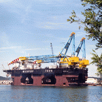La nave officina semisommergibile "Micoperi 7000" dopo l’allestimento. 1987